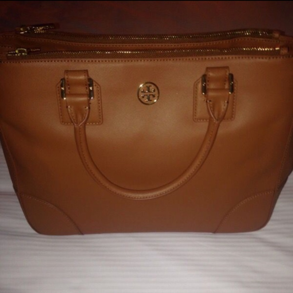 Tory burch Robinson zip bag